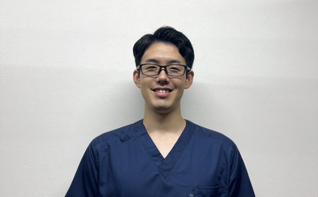 金子　知照
